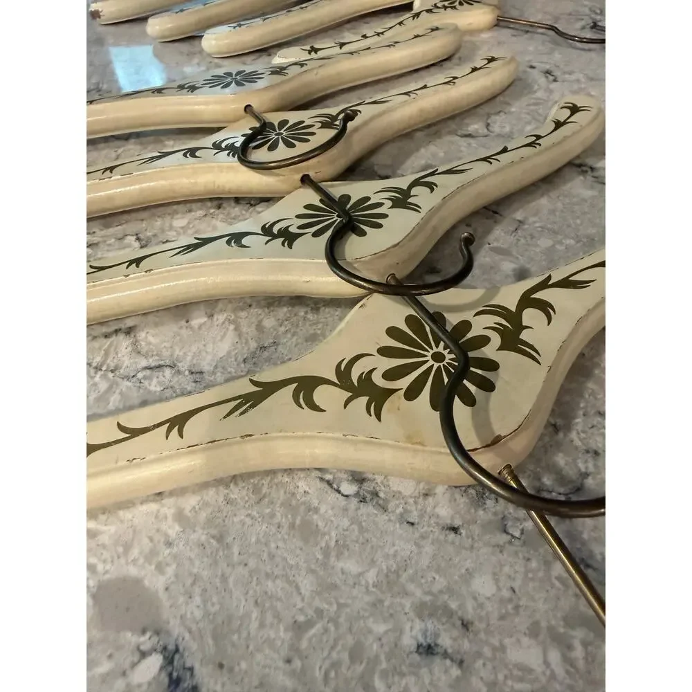 Set of 8 1960s Vintage Italian Florentine Gilt Wood Clothing Hangers